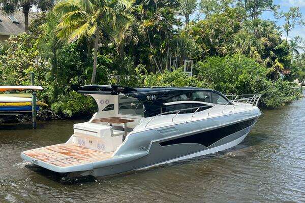 Real 40 HT Luxury  Yacht For Sale