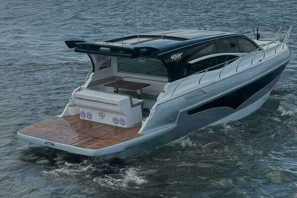 Real 40 HT Luxury  Yacht For Sale
