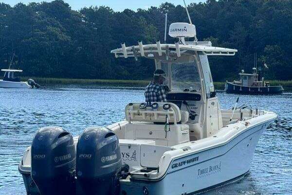 Photo of the 2021 Grady-White 257 Fisherman