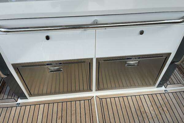 Nimbus T11 Yacht For Sale