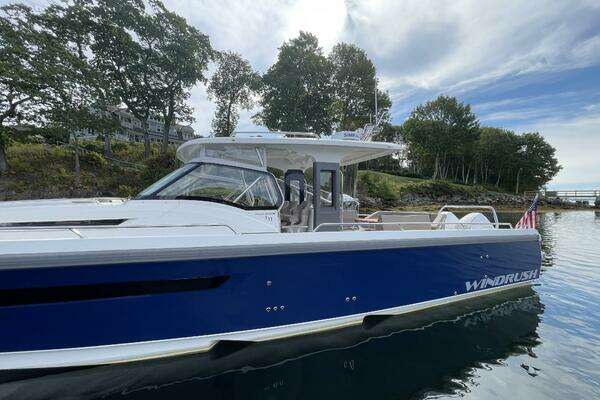 Nimbus T11 Yacht For Sale