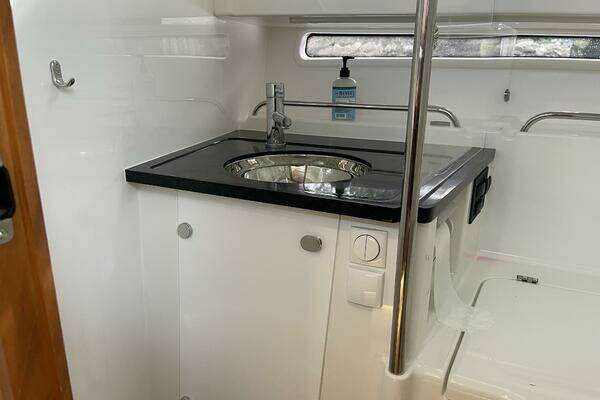 Nimbus T11 Yacht For Sale