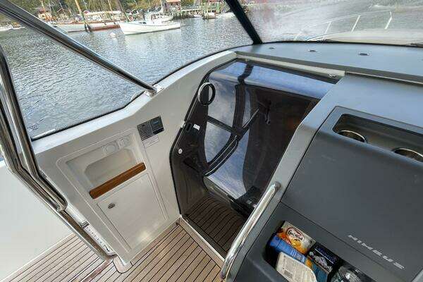 Nimbus T11 Yacht For Sale