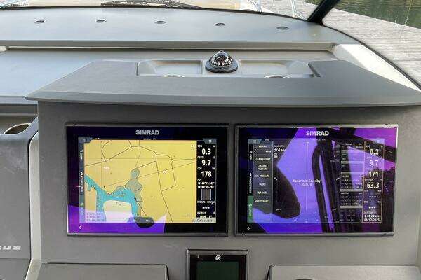 Nimbus T11 Yacht For Sale