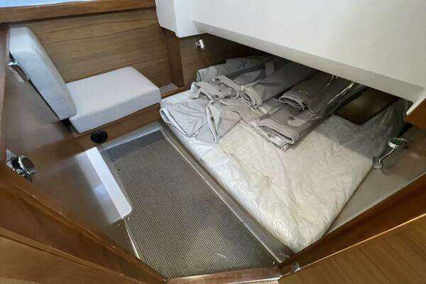 Nimbus T11 Yacht For Sale