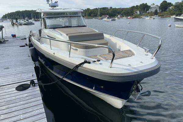 Nimbus T11 Yacht For Sale