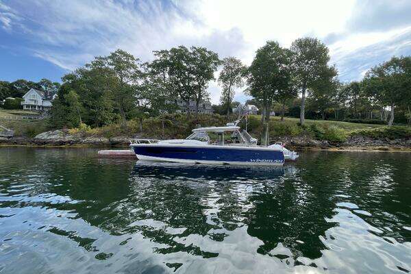 Nimbus T11 Yacht For Sale