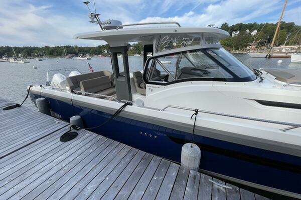 Nimbus T11 Yacht For Sale