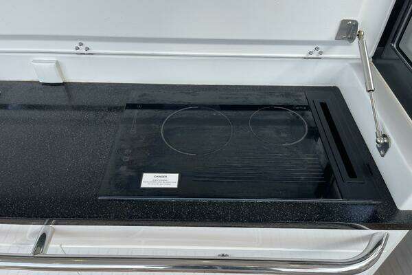 Nimbus T11 Yacht For Sale