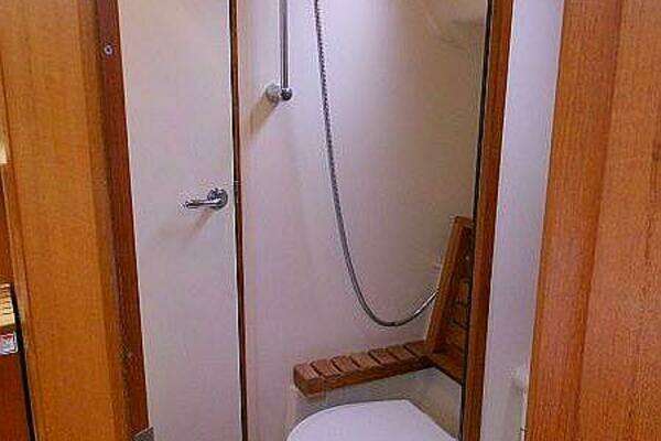 Hunter 38 Yacht For Sale