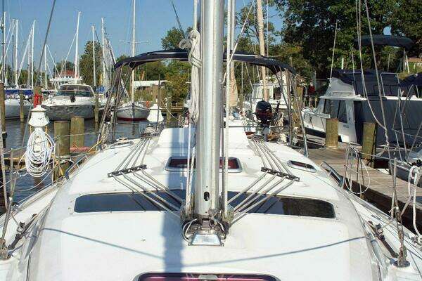 Hunter 38 Yacht For Sale
