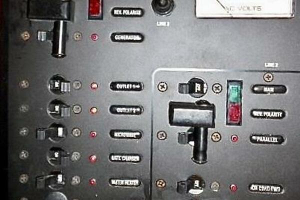 WINDEPENDENCE 38ft Hunter Yacht For Sale