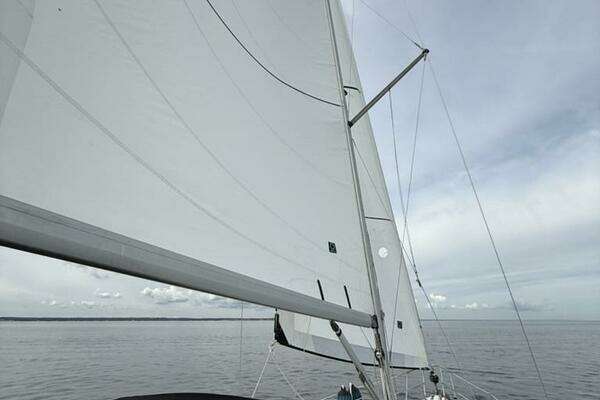 Hunter 38 Yacht For Sale