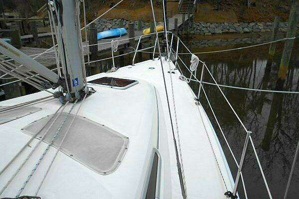 Hunter 38 Yacht For Sale
