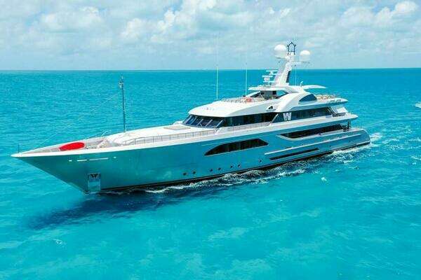 189' Feadship