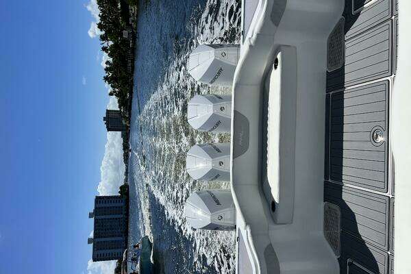 2022 Front Runner 39