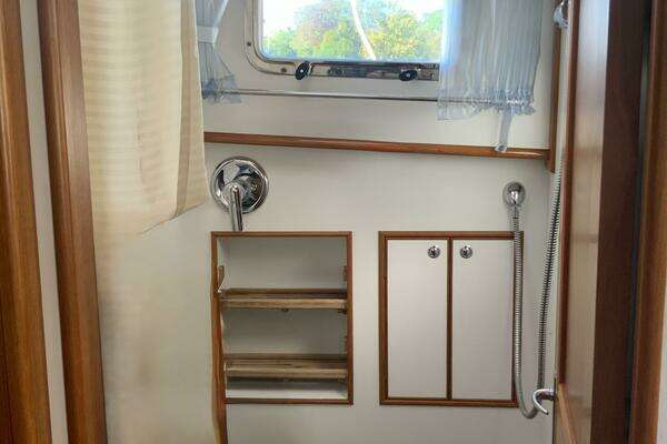 Eastbay Eastbay 43SX Yacht For Sale