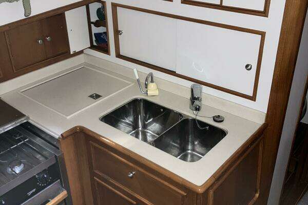 Eastbay Eastbay 43SX Yacht For Sale