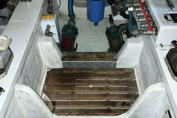 Eastbay Eastbay 43SX Yacht For Sale