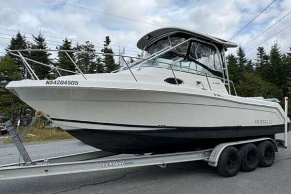 26-ft-Robalo-2012-R265- Halifax Nova Scotia Canada  yacht for sale