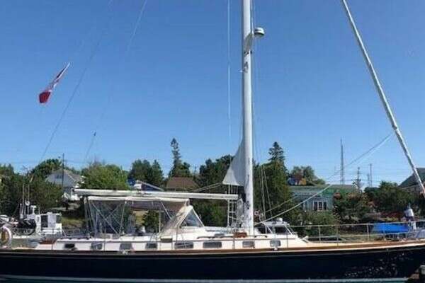 57-ft-Bristol-1988-56.6 Center Cockpit- Sarnia Ontario Canada  yacht for sale