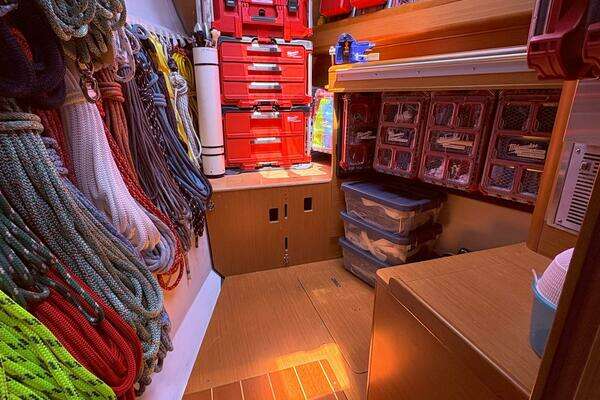 Jeanneau  Yacht For Sale