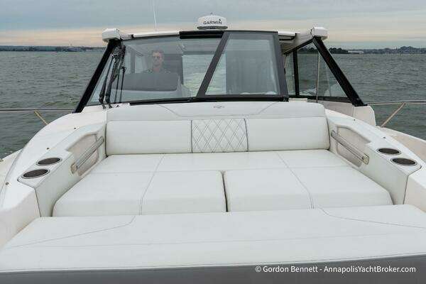Regal 36 XO Yacht For Sale