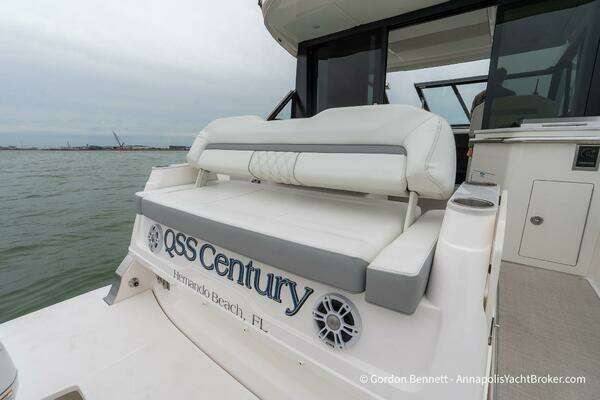 Regal 36 XO Yacht For Sale
