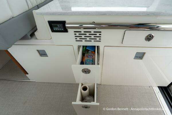 Regal 36 XO Yacht For Sale