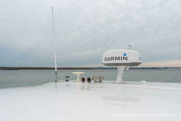 Regal 36 XO Yacht For Sale