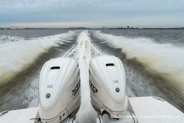 Regal 36 XO Yacht For Sale