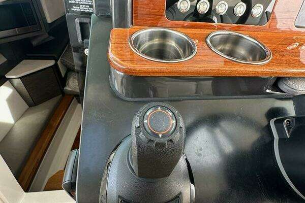 Tiara Sport 43 LS Yacht For Sale