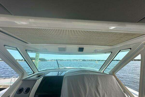 Tiara Sport 43 LS Yacht For Sale