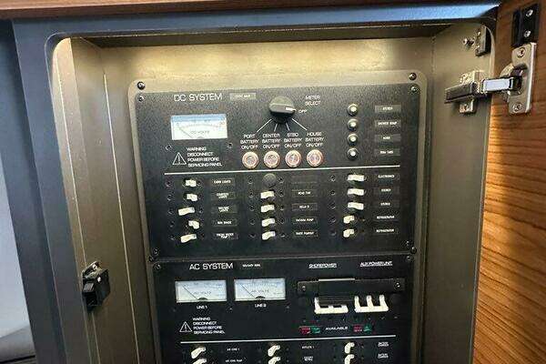 Tiara Sport 43 LS Yacht For Sale