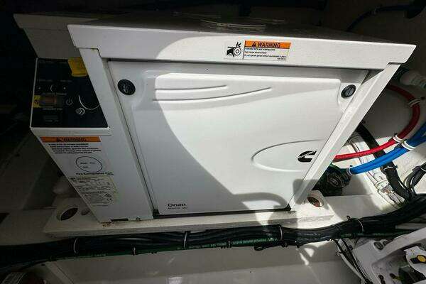 Tiara Sport 43 LS Yacht For Sale