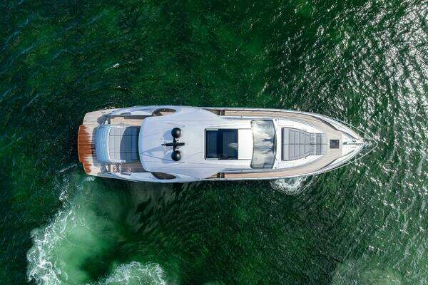 Pershing 7X Yacht For Sale