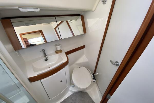 J Ouvert 43ft Beneteau Yacht For Sale