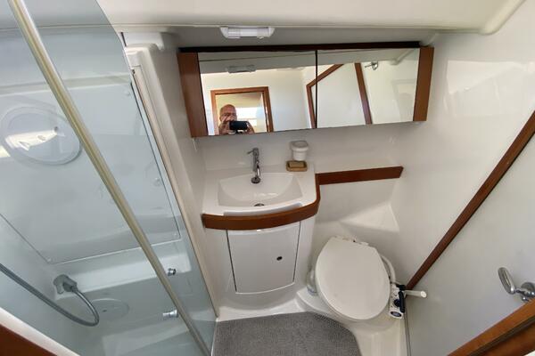 J Ouvert 43ft Beneteau Yacht For Sale