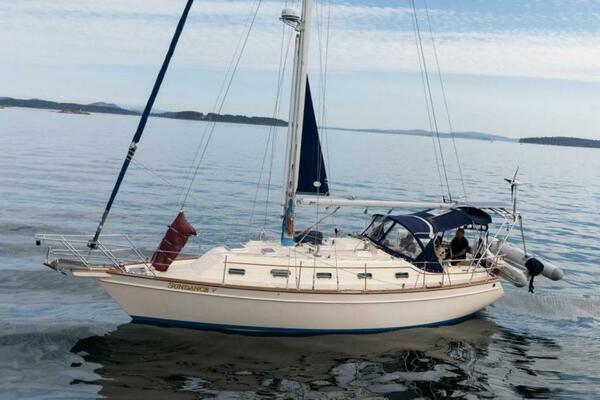 Sundance V 37ft Island Packet Yacht For Sale
