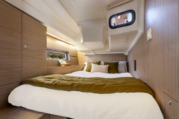 47ft Beneteau Yacht For Sale