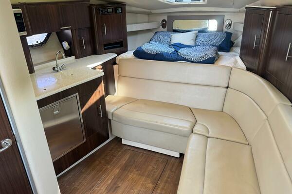 35ft Regal Yacht For Sale 35ft Regal Yacht For Sale