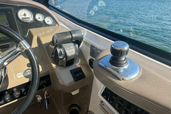 35ft Regal Yacht For Sale 35ft Regal Yacht For Sale