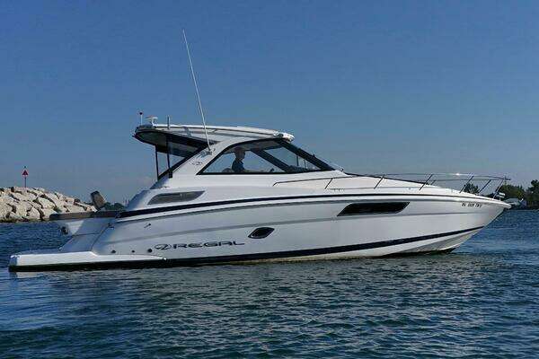 2016 Regal 35