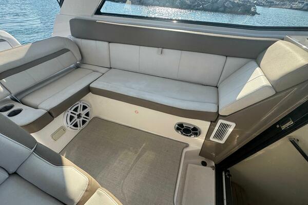 35ft Regal Yacht For Sale 35ft Regal Yacht For Sale