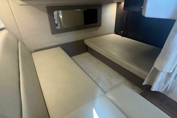 35ft Regal Yacht For Sale 35ft Regal Yacht For Sale