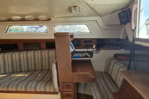 Wind Raker  35ft Mirage Yachts Yacht For Sale