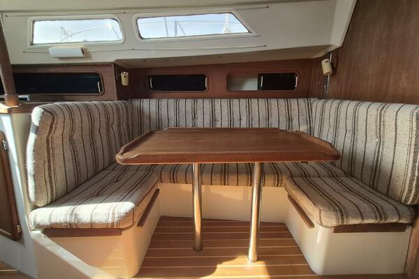 Wind Raker  35ft Mirage Yachts Yacht For Sale