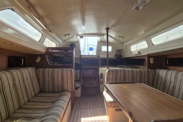 Wind Raker  35ft Mirage Yachts Yacht For Sale