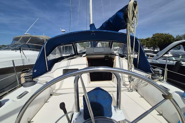 Wind Raker  35ft Mirage Yachts Yacht For Sale