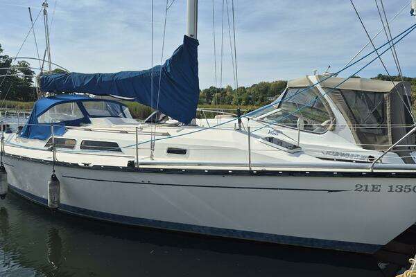 35-ft-Mirage Yachts-1984-35-Wind Raker  Kingston  Canada  yacht for sale